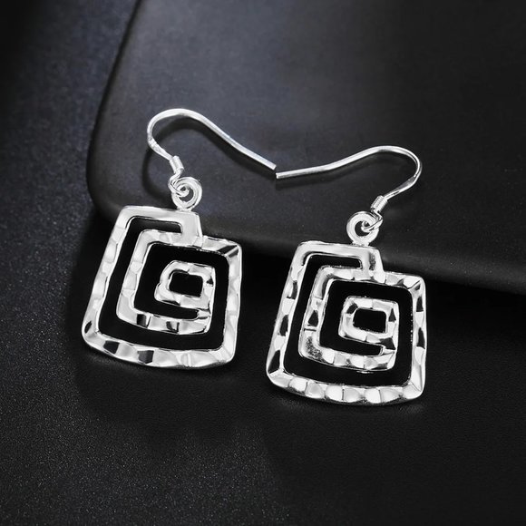 Gorgeous Sterling Silver Square Geometric Hanging Earrings - Picture 5 of 8